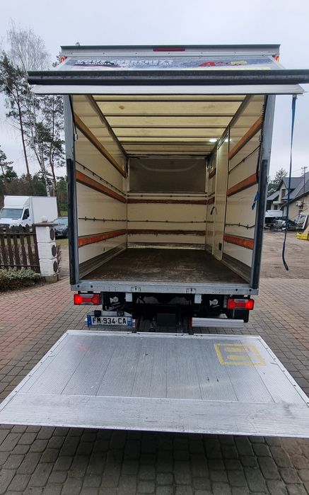 Iveco Daily 35c16 3.0  / Lift / kontener z windą