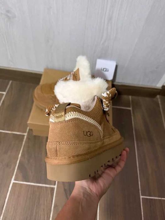UGG Lowmel Chestnut R.40