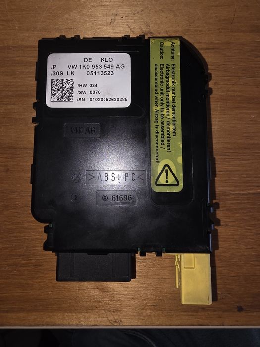 Czujnik kąta skrętu Skoda VW