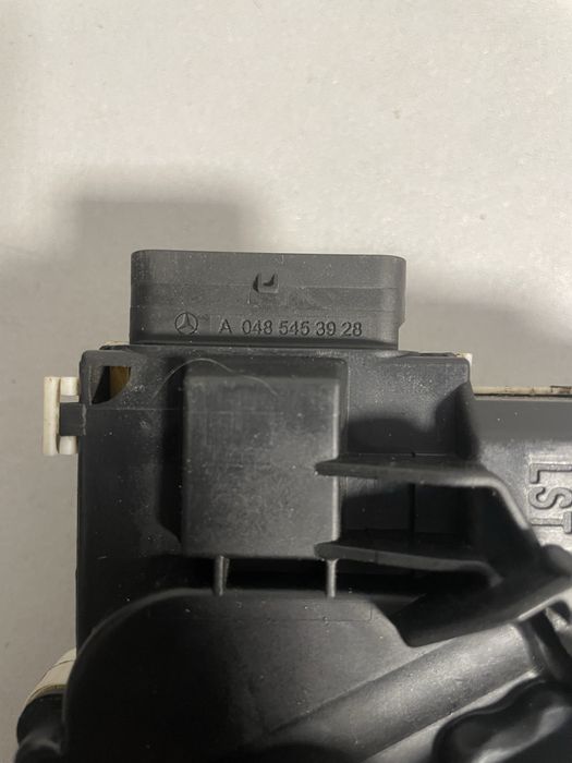 Продам замки на Mercedes