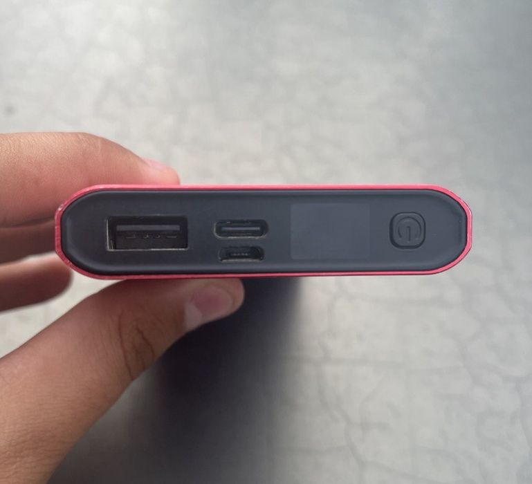 Продаю Power Bank hoco, 10000 mAh