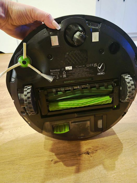 Roomba i7+ stan bardzo dobry