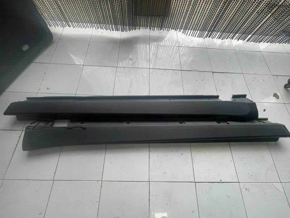 Embaladeiras Esquerda e Direita Mercedes ML 350 de 2011