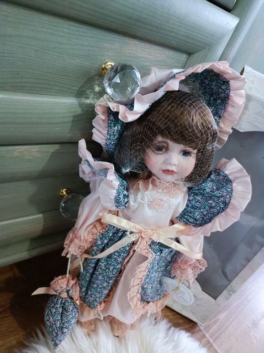 Nowa Piękna lalka porcelanowa kolekcjonerska certyfikat Leonardo Colle