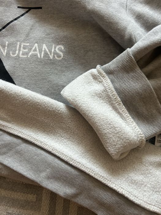 Дві кофтинки CalvinKlein