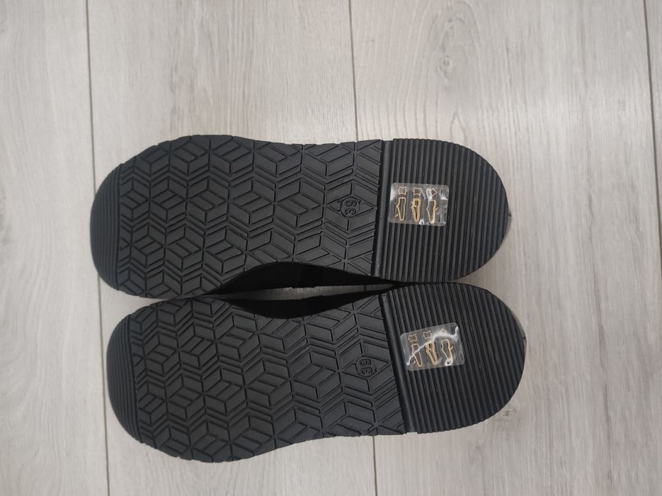 Obuwie damskie firmy Kazar