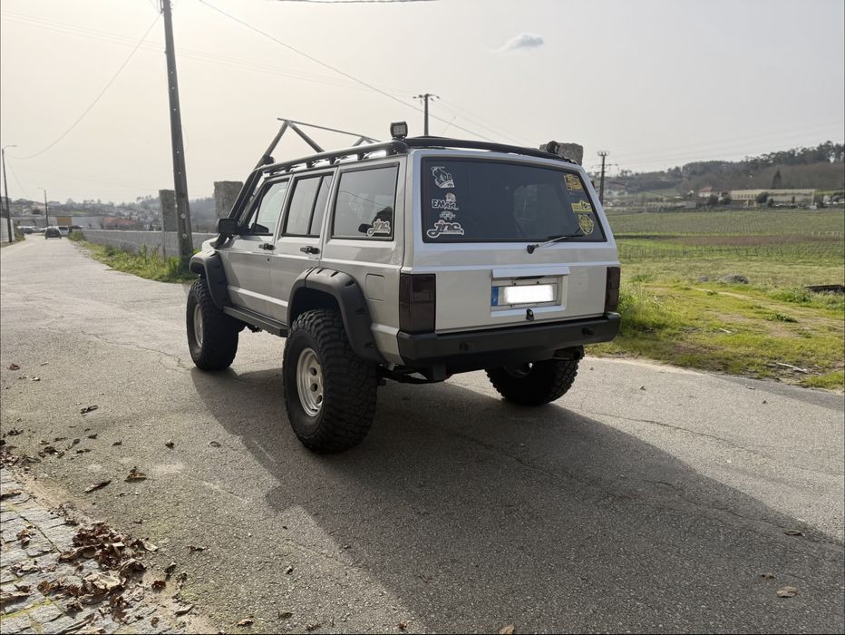 Jeep cherokee XJ 4.0 unico