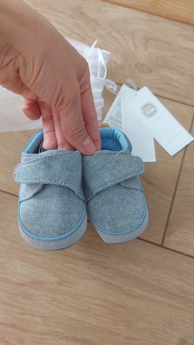 Nowy buciki smyk rozmiar 21