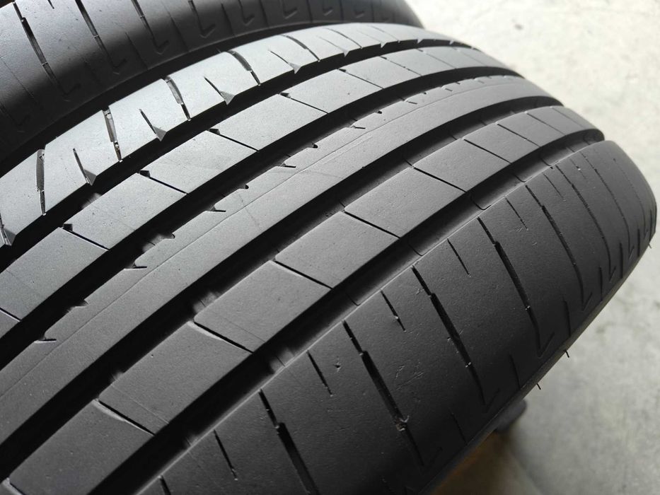 R20 235-50 Bridgestone Alenza комплект шини літні ідеальні
