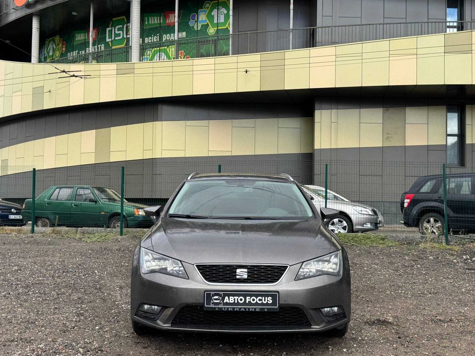 Seat Leon 2014 року 1.6 Дизель МКПП