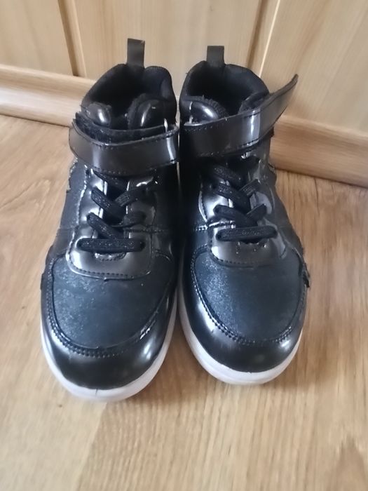 Buty sportowe Sinsay 28