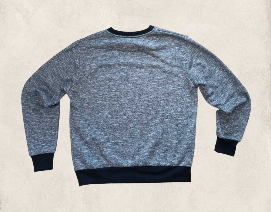 Primark szara bluza z czarnymi wstawkami, przyjemna w dotyku L basic