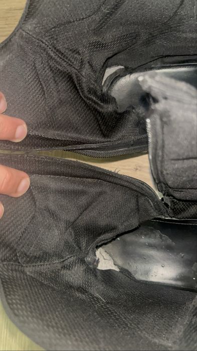 balenciaga strike boots страйки