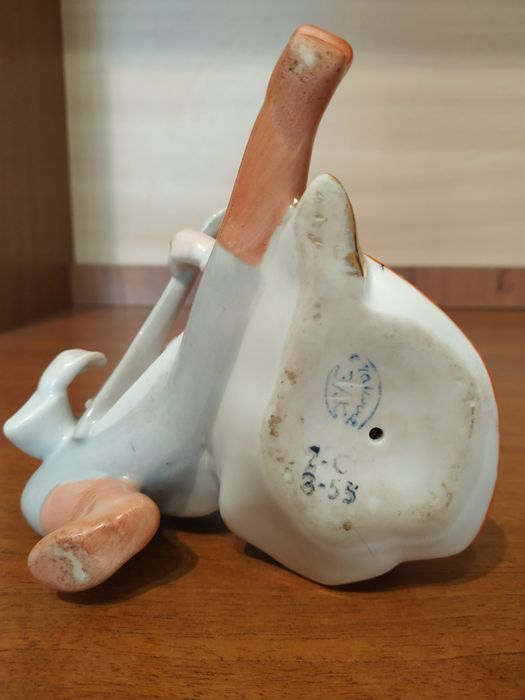 Фарфоровые статуэтки (фото 1-2)