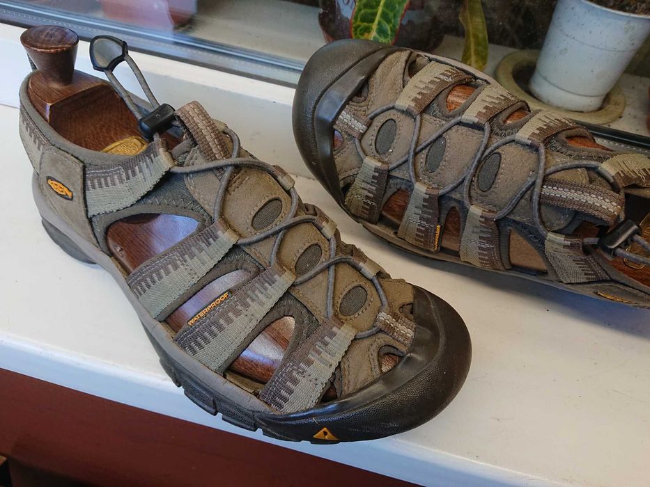 Прочные практичные удобные  сандалии "KEEN" Оригинал. 42 р.
