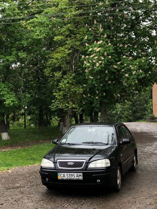 Машина в хорошому стані.