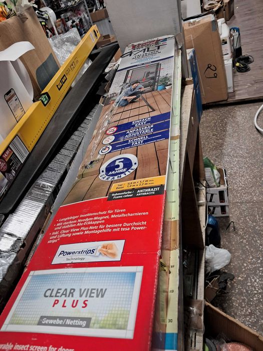 Sprzedam palete moskiterow nowe na palecie 150szt roznych wymiarow