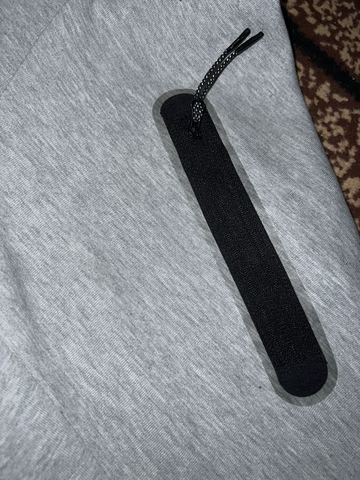 Nike Tech Fleece Grey