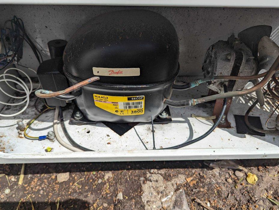 Морозильна камера  JUKA 500л