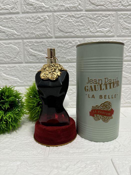 Жіночий аромат Jean Paul Gaultier La Belle Le Parfum