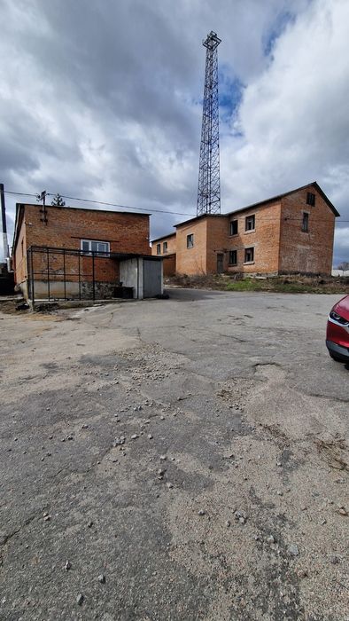 Продам комерційне приміщення м. Тараща