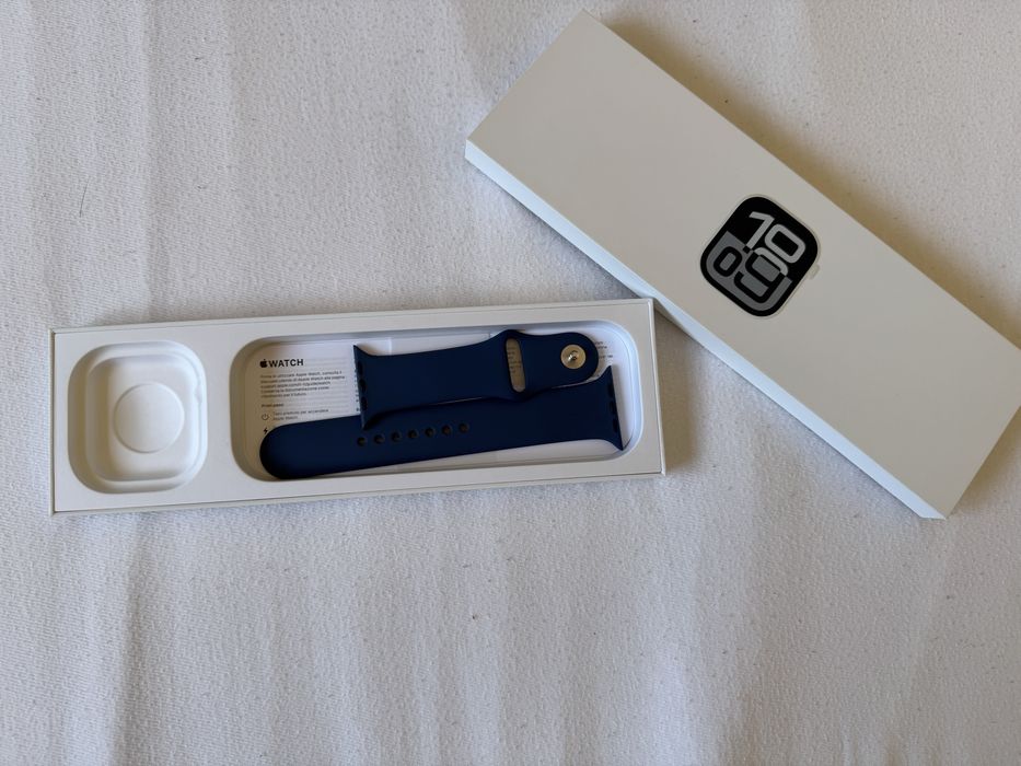 Apple Watch Series 10 GPS 46mm