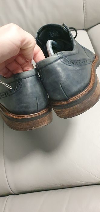 Buty ze skory Ecco  42