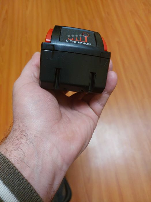 Аккумулятор MILWAUKEE M18 5.5 Ач