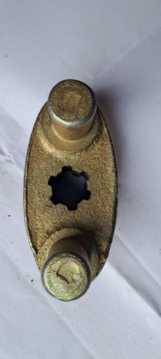 Вилка кардана мт днепр нова