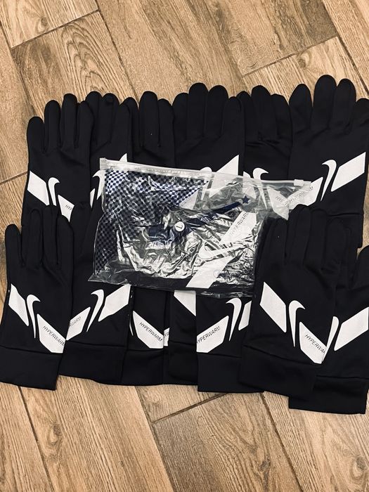 Рукавиці Nike…..