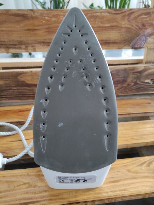 Утюг Moulinex IM1210