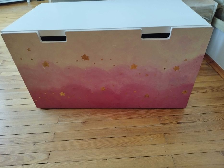 Skrzynia do pokoju dziecięcego