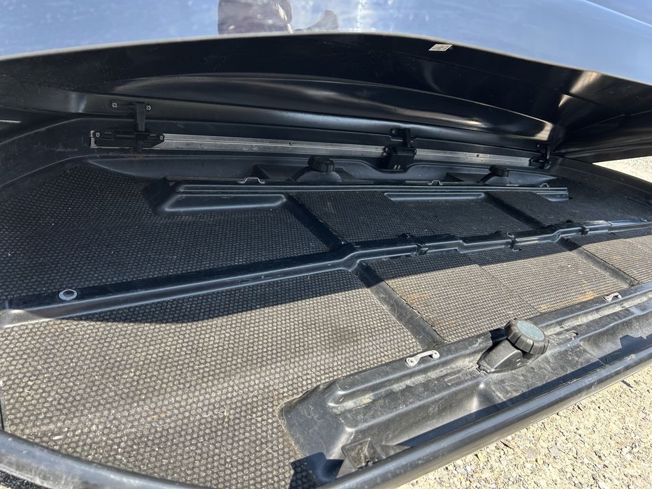 Thule Dynamic 900