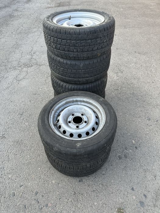 Продам  запаски. До лафети  195/50 R13 C