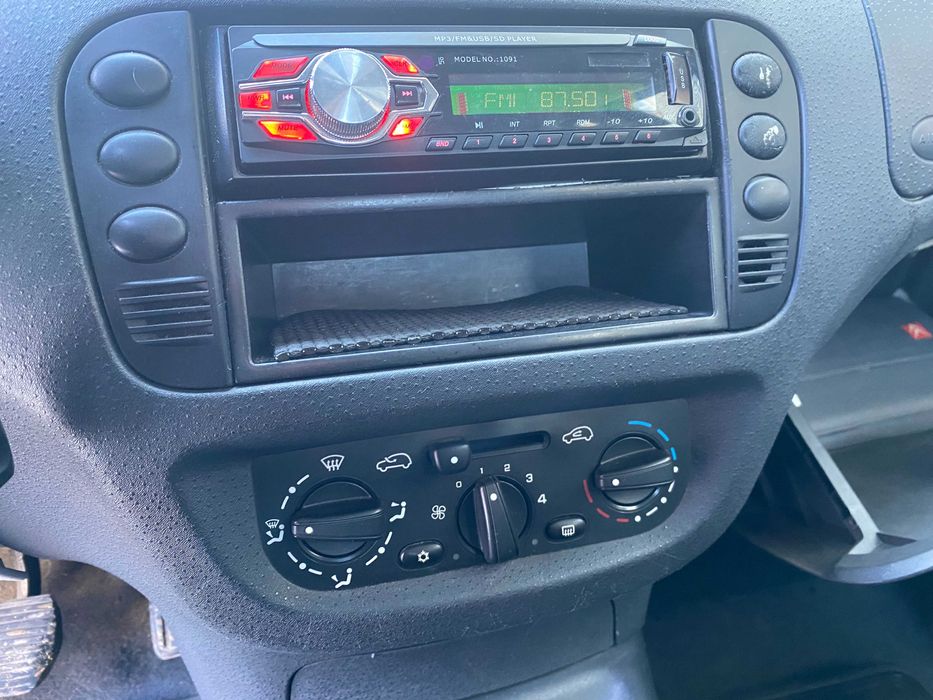 Сітроєн С3 в чудовому збереженому стані