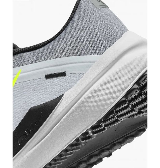 Оригінал 100%  Nike Winflo 10 Road Running Shoes Grey DV4022-007 / 28,5см/