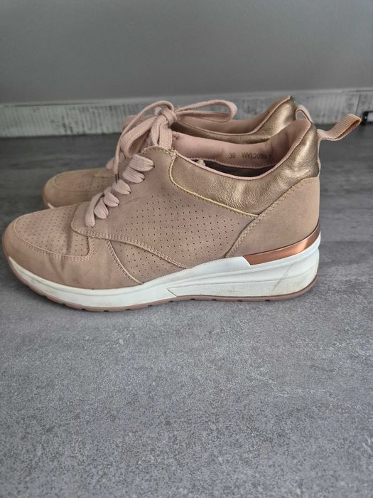 Cel charytatywny Dominik Granecki DMD- buty sportowe 39