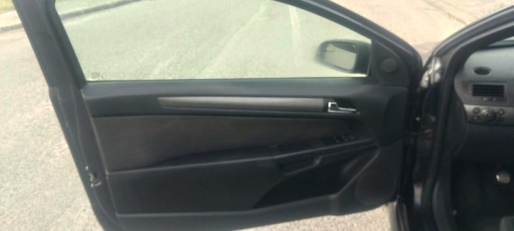 Vendo Opel astra H 1.3cdti Gtc