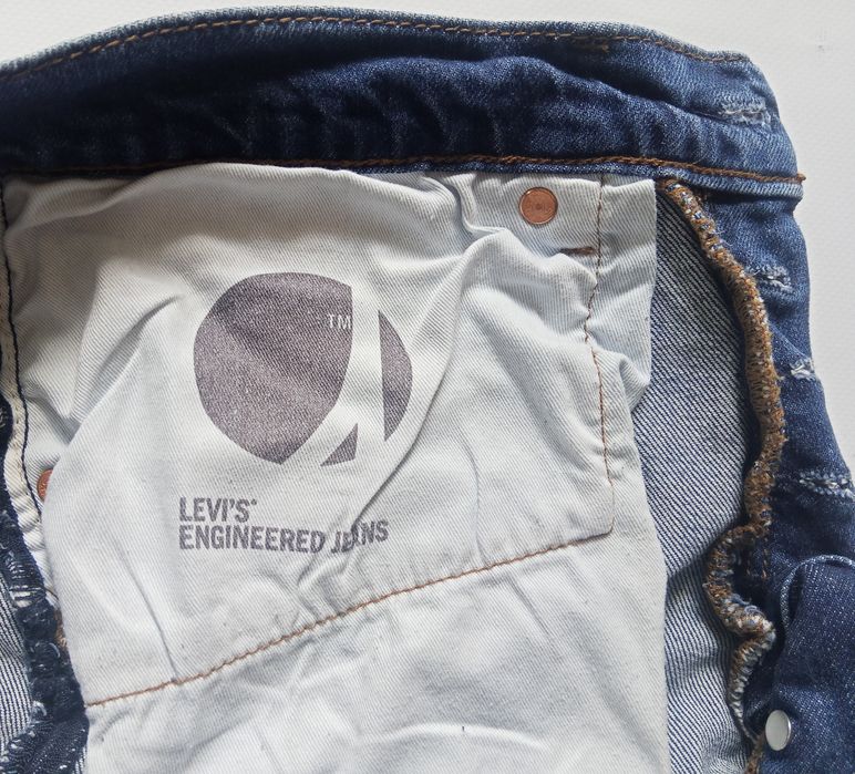 Levis 512 engineered jeans 32x32 skinny