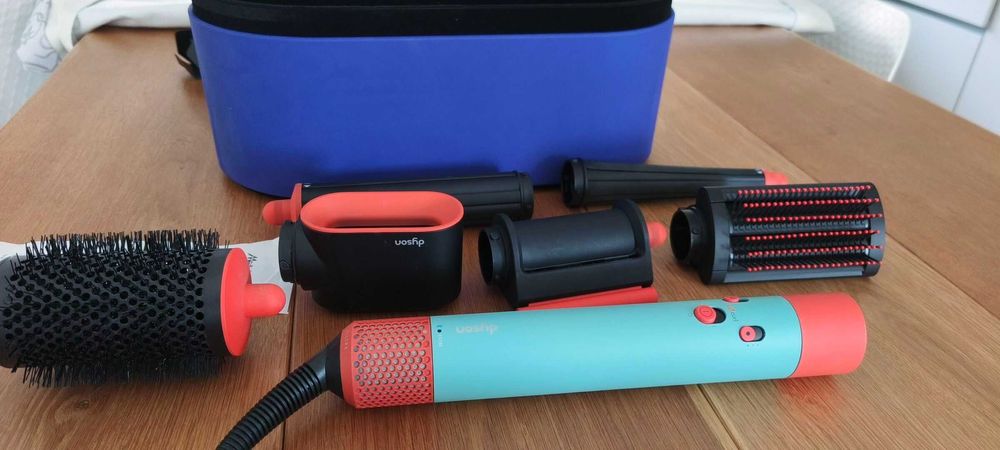 Dyson secador de cabelo com várias funcionalidades