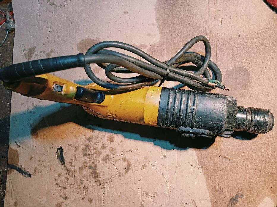 Wiertarka DeWALT PA6 GF 30 z możliwością kłucia. Partynia • OLX.pl