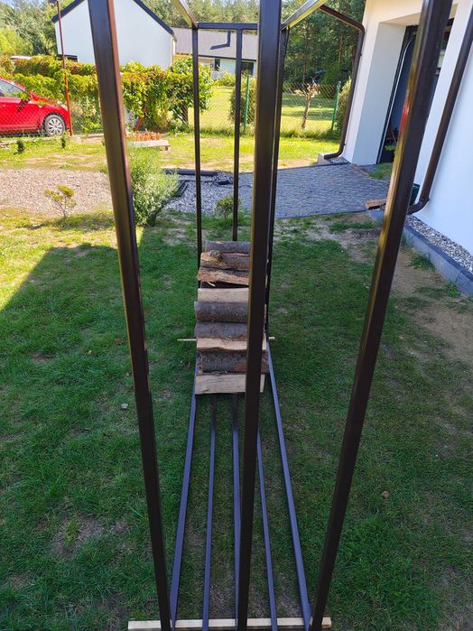 Stojak na drzewo kominkowe