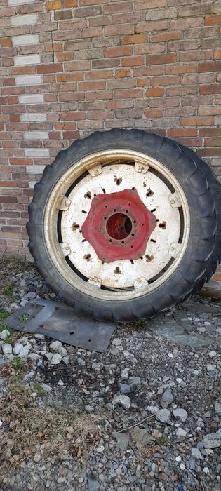 Koła do międzyrzędzi 9,5 R 44 Case Renault Fend