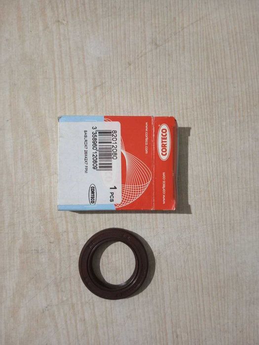 Сальники коленвала передний и задний на ВАЗ 2108, 2114, 2110,1117,2170