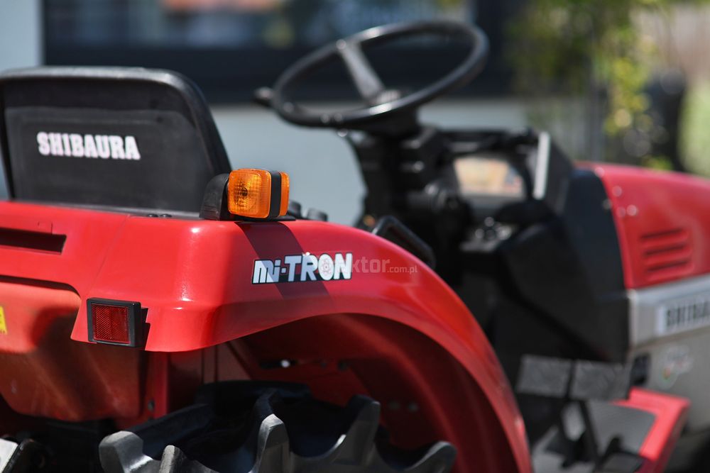 Ciągnik Shibaura P155F 4x4 15KM