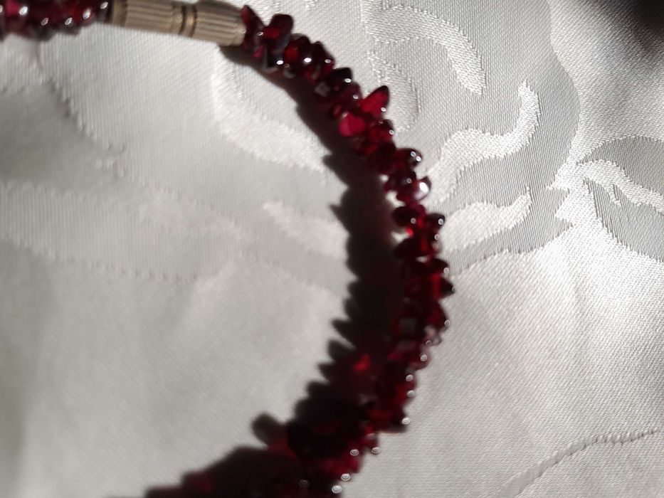 бусы из натуральных камней