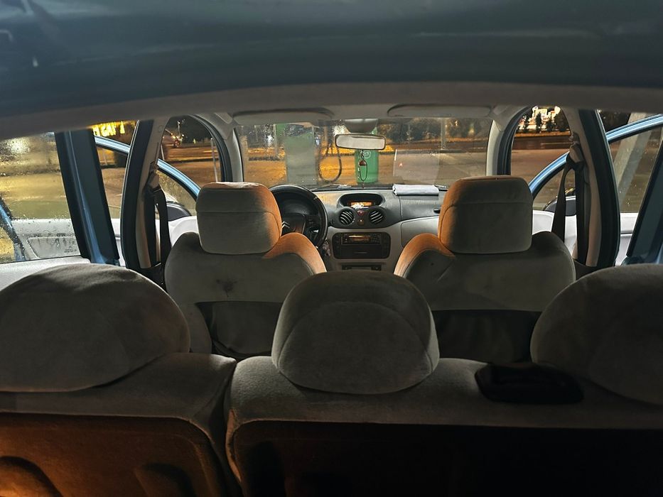 Carro citroen c3 azul