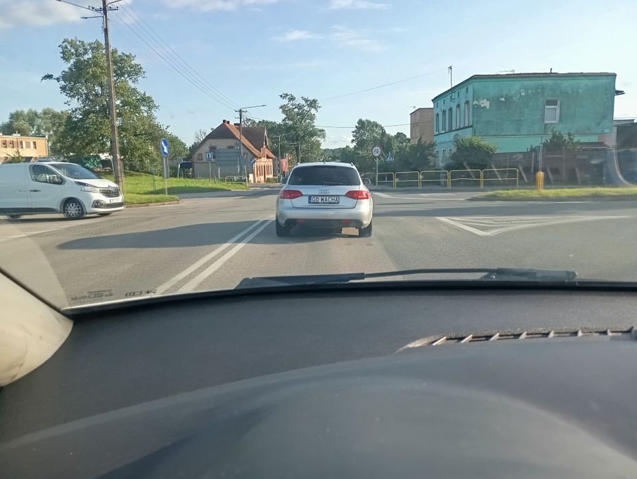 Audi a 4 b8 benzyna 1,8 tfsi 160 KM