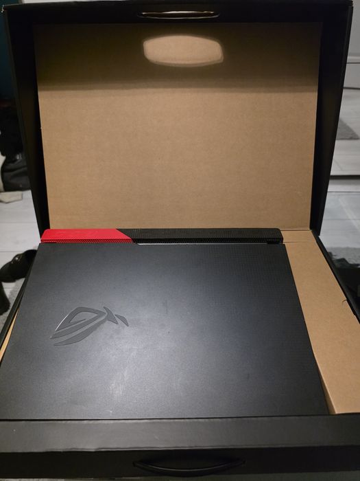 Laptop asus rogsg15