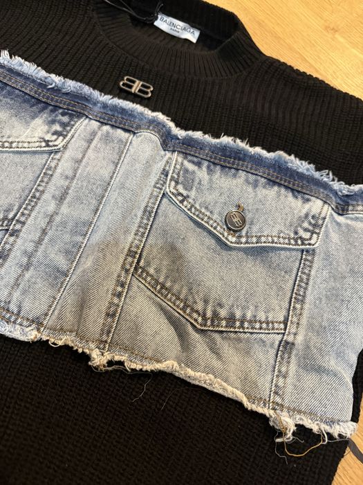 Sweterek z jeansem Balenciaga